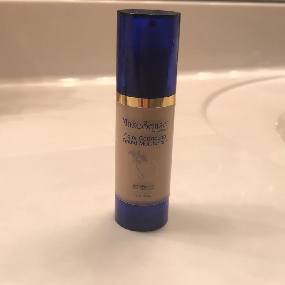 Senegence MakeSense Color Correcting Tinted Mstrzr